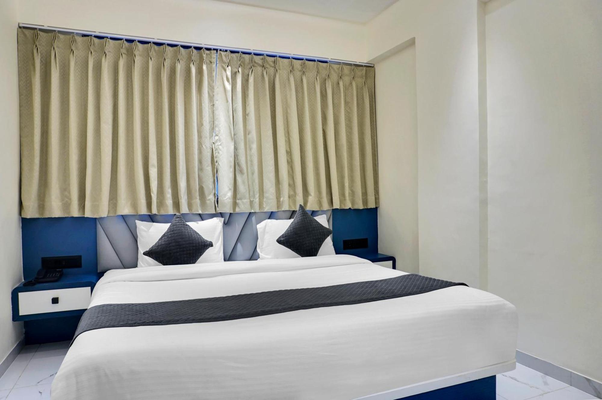 Palm Suites Baner- Indian Nationals Only Pune Exterior photo